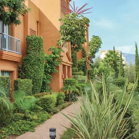 Nice Apartment In Benahavs With 2 Bedrooms, Wifi And Swimming Pool Estepona