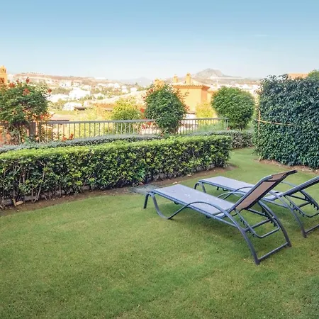 Nice Apartment In Benahavs With 2 Bedrooms, Wifi And Swimming Pool * Estepona