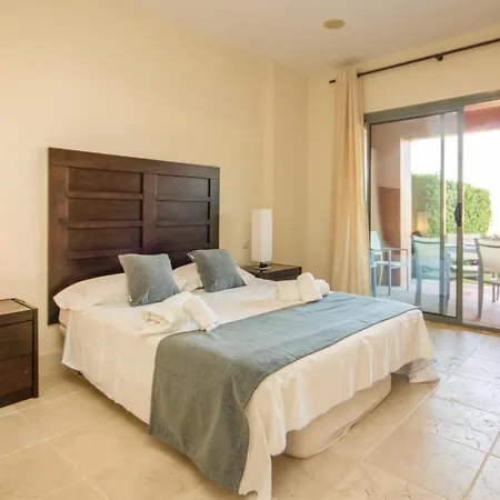 Nice Apartment In Benahavs With 2 Bedrooms, Wifi And Swimming Pool Estepona